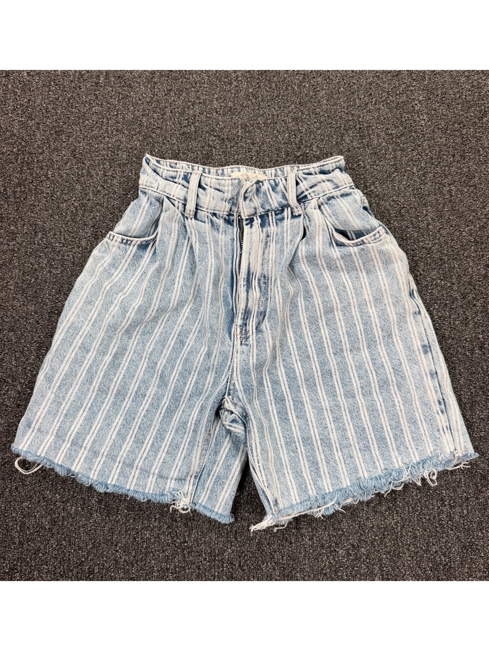 We the free Women's Light Blue Striped mom Denim Shorts Size 24
